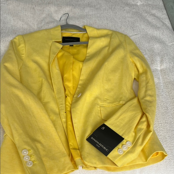 Banana Republic Jackets & Blazers - Banana Republic Sunny Yellow Blazer